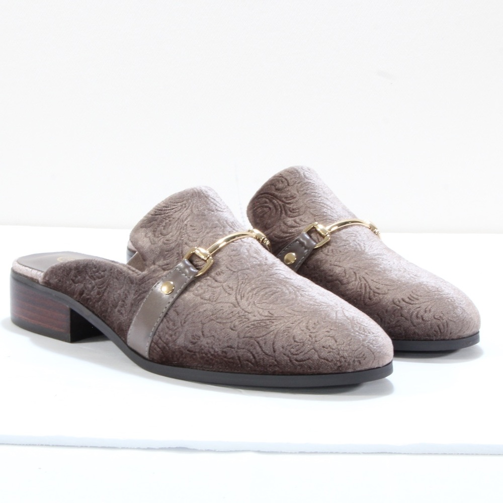 Women's Bella Vita Velvet Taupe Babs II Mule Women's Size 6.5 W NWOT
